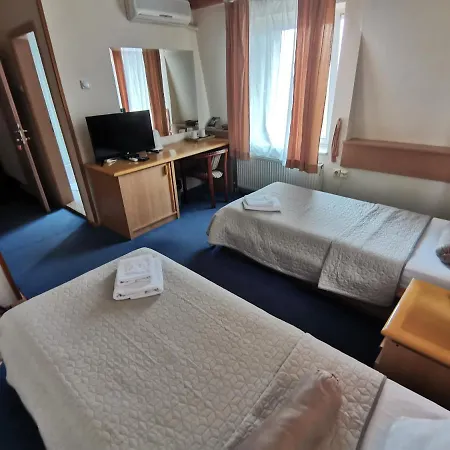 Garni Panorama Lux Hotel Ni