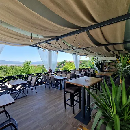 Garni Panorama Lux Ni