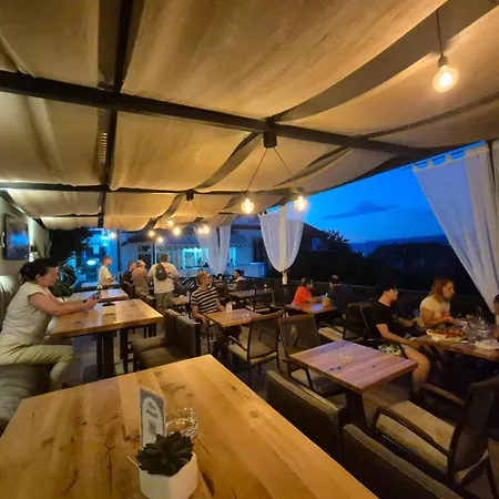 Garni Panorama Lux Hotel 3*