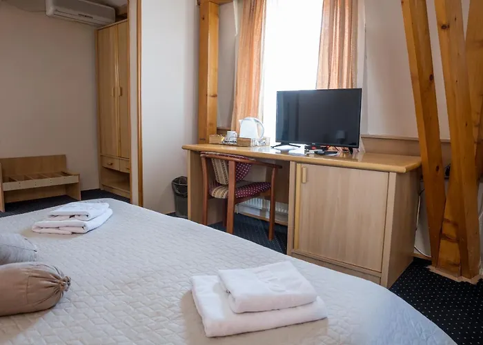 Hotel Garni Panorama Lux Ni