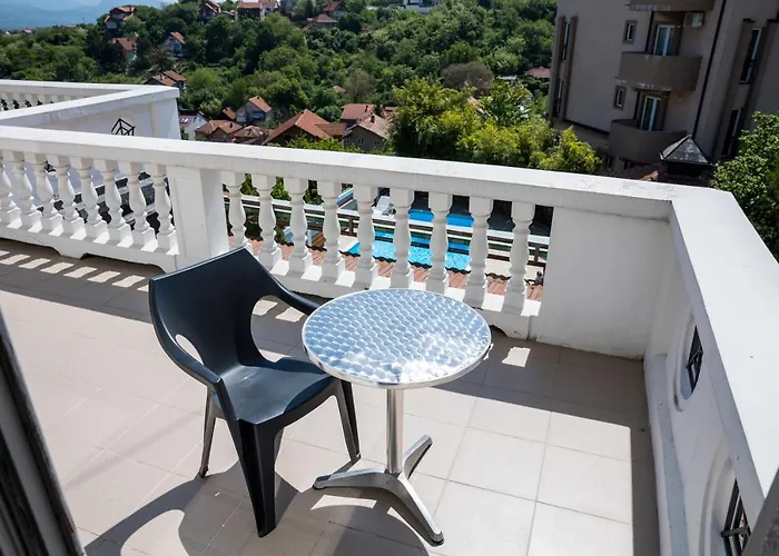 Hotel Garni Panorama Lux Ni