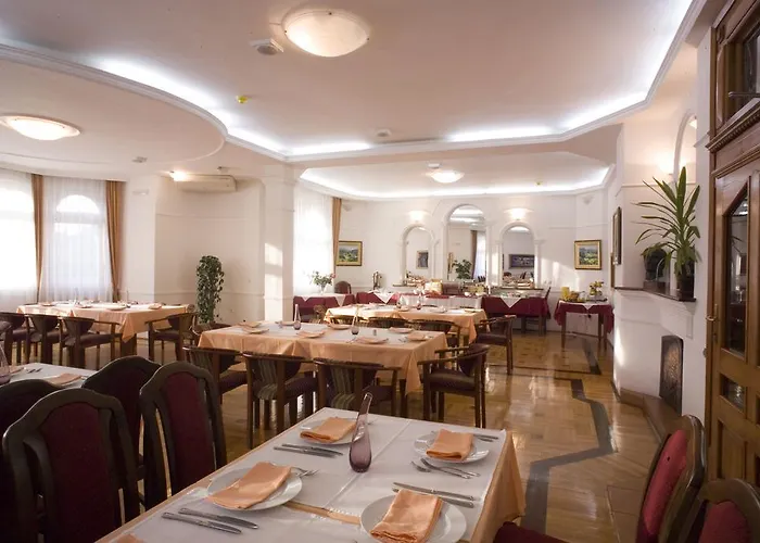 Garni Panorama Lux Ni