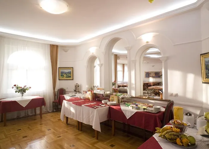 Hotel Garni Panorama Lux 3*