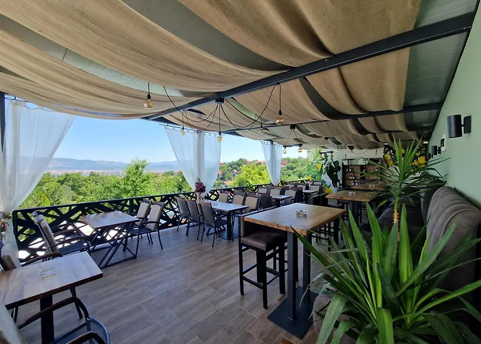 Garni Panorama Lux Ni