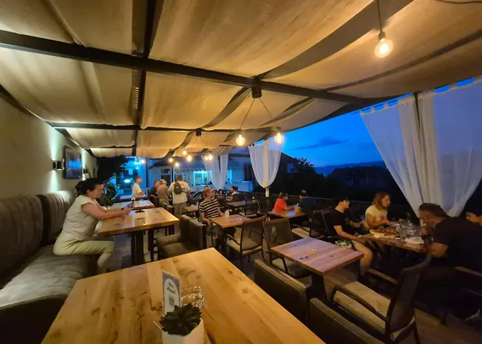 Garni Panorama Lux Hotel 3*