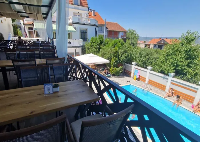 Hotel Garni Panorama Lux 3*